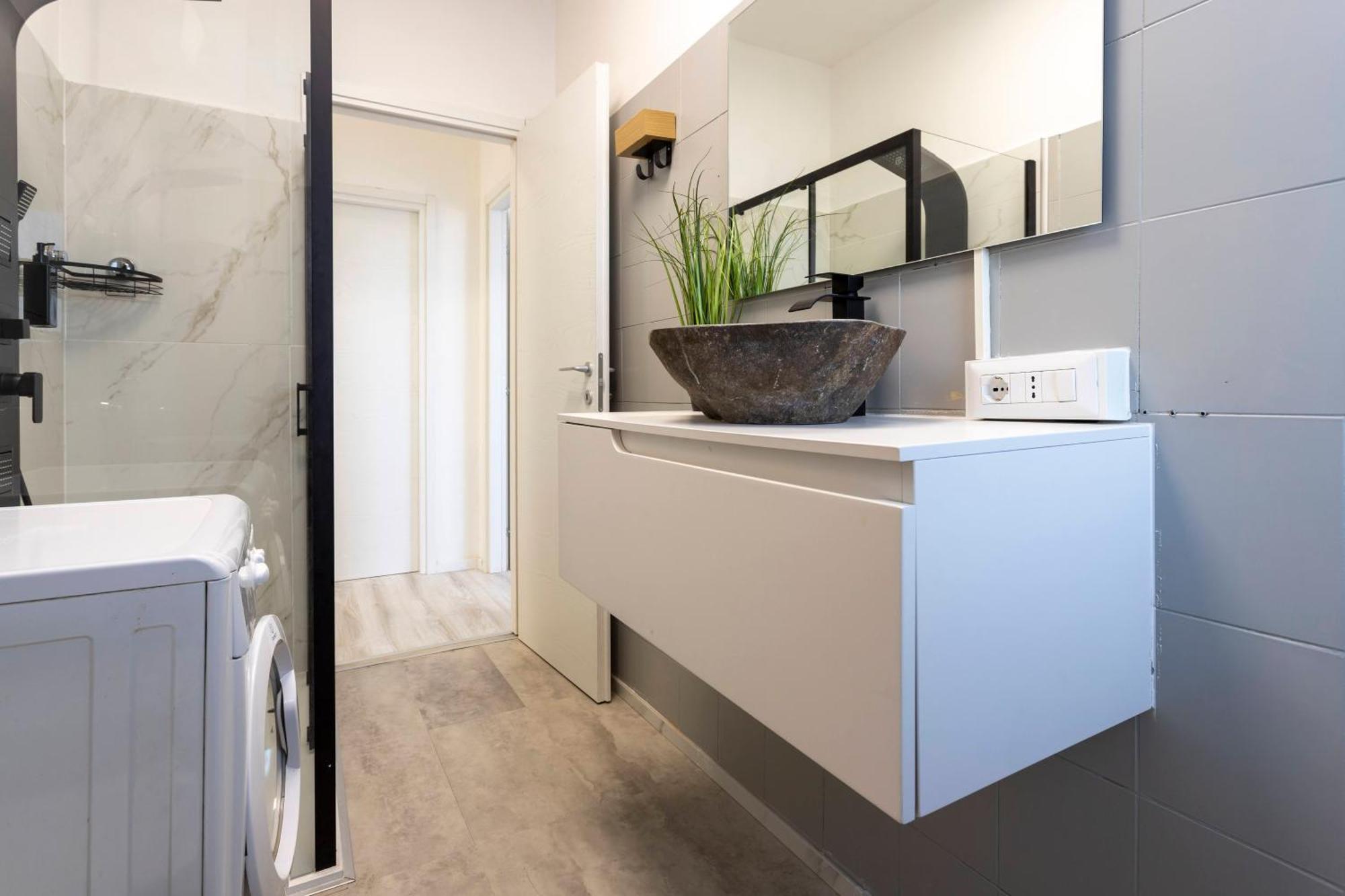 Mountain View Apartment โนวารา ภายนอก รูปภาพ